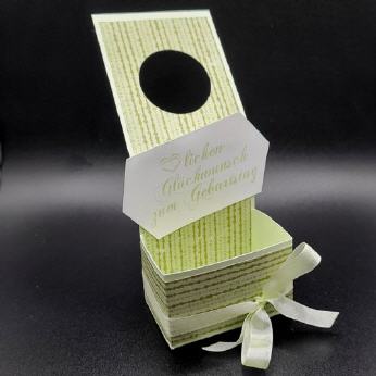 Flaschenanh&auml;nger Gl&uuml;ckwunsch, Lindgr&uuml;n